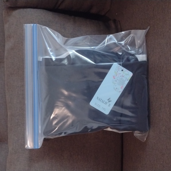 3pc bundle with earrings new - Picture 11 of 11